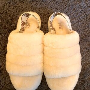 Ugg Fluff Yeah Slides